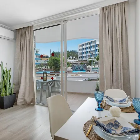 Apartament Peggy's *